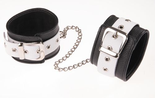 Черно-белые оковы на ноги Sitabella 3072-13