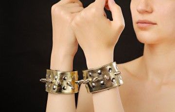 Золотистые оковы-напульсники Sitabella 5016-8