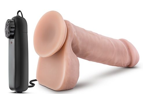 Телесный вибратор Blush Novelties THE GOALIE 8INCH DILDO BL-17463 (20,3 см)