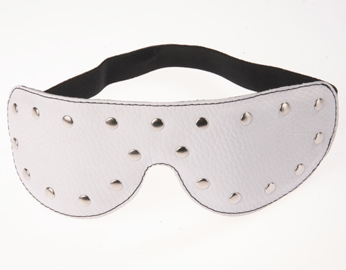 Белая кожаная маска на глаза с заклепками Sitabella 3082-3