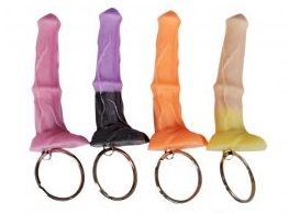 Разноцветный брелок для ключей Erasexa «Мустанг» zoo45