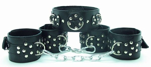 Комплект кожаных БДСМ-аксессуаров с клёпками БДСМ арсенал 53003ars