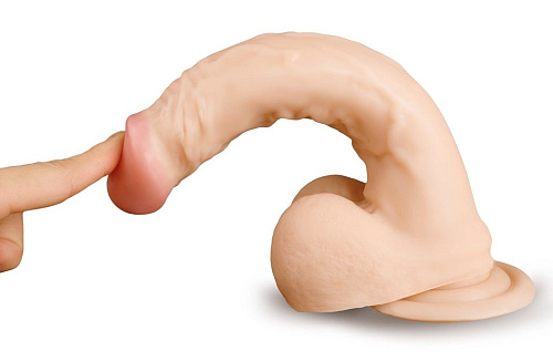 Телесный фаллоимитатор на присоске Brazzers DWS019 (25 см)