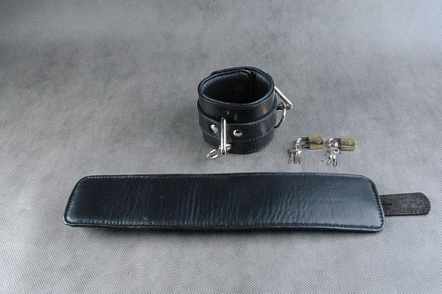 Чёрные подвёрнутые наножники из кожи Beastly 10125-2B