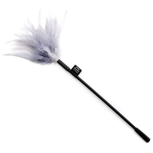 Серебристый cтек с перьями Fifty Shades of Grey Feather Tickler FS-40183 (37 см)