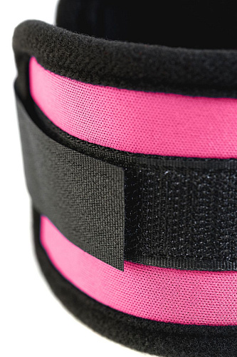 Оковы на ноги из неопрена розового цвета ToyFa 702002