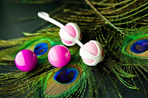 Розовые с белым вагинальные шарики Fun Toys Geisha Balls FT10042