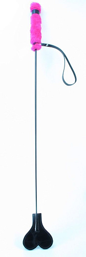 Чёрный лаковый стек с розовой меховой ручкой БДСМ арсенал 770001 (64 см)