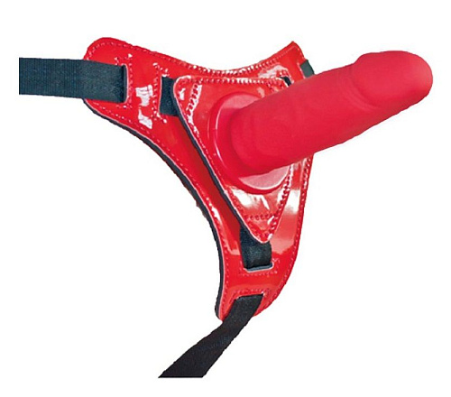 Красный страпон на лакированных трусиках Howells 92001red (12 см)