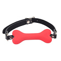 Красный силиконовый кляп-косточка на чёрном ремешке Chisa Doggie Bone Bit Gag CN-634132365