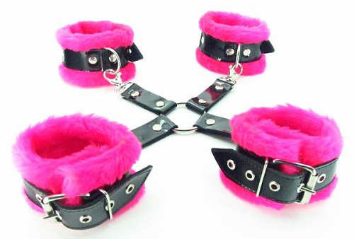 Набор фиксаторов краб с розовым мехом BDSM Light БДСМ арсенал 760004ars