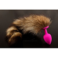 Розовая силиконовая анальная пробка с хвостом енота Пикантные штучки DP026S (6 см)