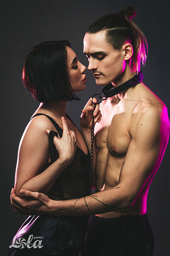 Чёрный ошейник с поводком Lola toys Sin 1086-01lola