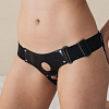 Чёрные универсальные лаковые трусики для страпона БДСМ арсенал 52009ars