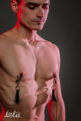 Чёрные зажимы на соски с кожаными кисточками Lola toys Sweet Escape 1130-01lola