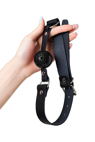 Чёрный кляп-шарик с отверстиями на регулируемом ремешке Штучки-дрючки 690208