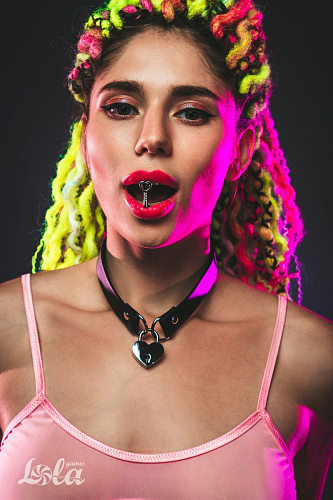 Чёрный ошейник с замком и ключиком Lola toys Utopia 1091-01lola