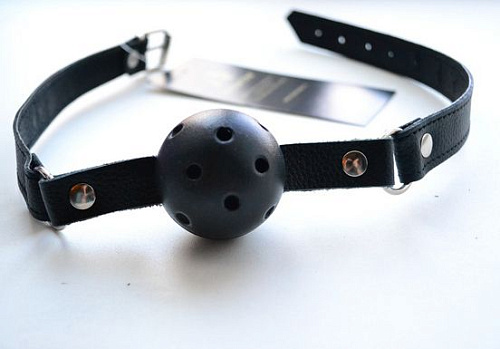 Кожаный кляп с шариком Подиум Р43А