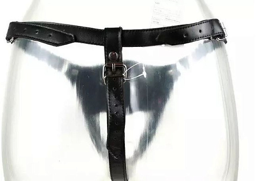 Женский страпон с красной гелевой насадкой-фаллосом Подиум Р61А (18 см)