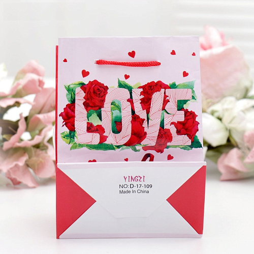 Подарочный пакет Сима-Ленд «Любовь» 3821319 (12×15×5 см)