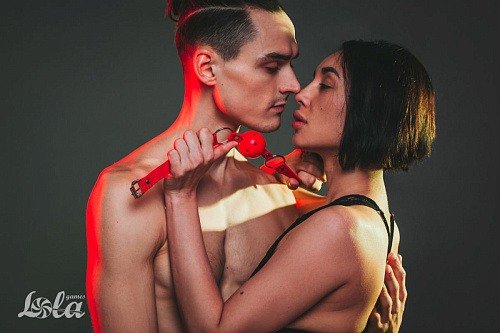 Красный кляп-шарик Lola toys Firecracker 1145-01lola