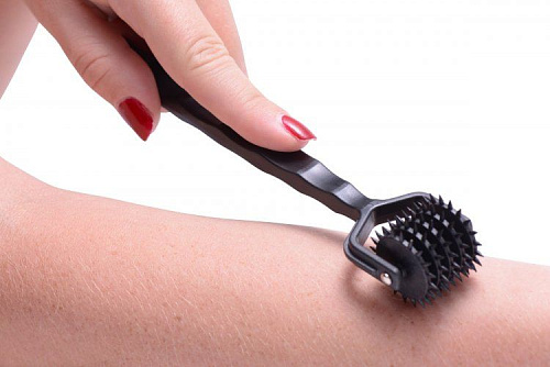 Чёрное колесо Вартенберга XR Brands Spiked 5 Row Pinwheel AE696