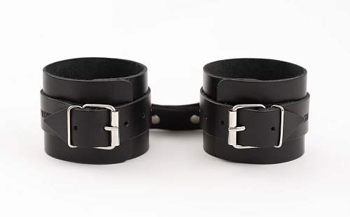 Чёрные кожаные поножи БДСМ арсенал Ladys Arsenal 68002ars