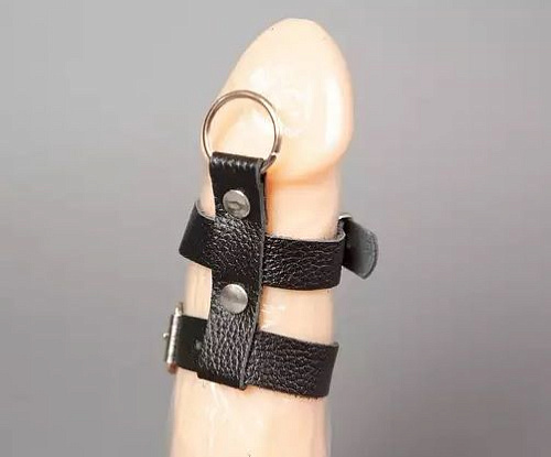 Чёрная сбруя на фаллос Подиум Р911