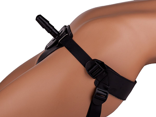 Чёрные трусики со штырьком для насадок LOVETOY (А-Полимер) 530001