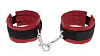 Красно-чёрные полиуретановые наручи Blush Novelties Luxurious Handcuffs 520006