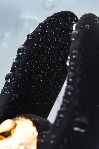 Чёрно-золотой клиторальный вибромассажёр WANAME Wave 482002