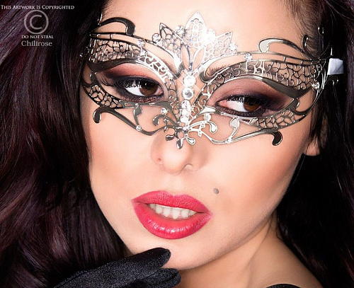 Фигурная серебристая маска Chilirose Mysterious Mask CR-2631