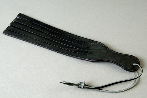 Чёрная пятипалая шлёпалка Подиум Р164