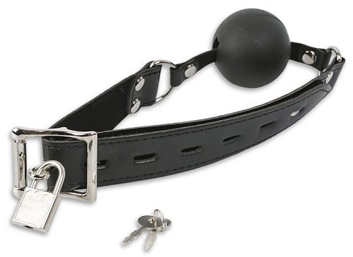 Чёрный кляп-шар на ремешках с замочком Пикантные штучки DP058