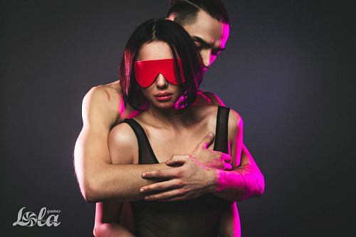 Красная маска Lola toys Shy 1141-01lola