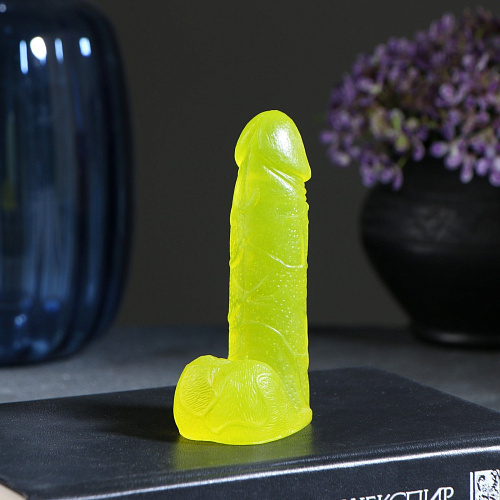 Фигурное мыло зелёного цвета с ароматом дыни Сима-Ленд «Фаворит» 2987134 (95 гр)