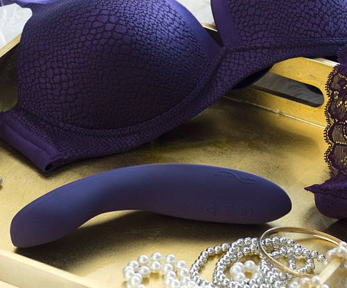 Фиолетовый вибромассажёр We-vibe Rave Purple (19,3 см)