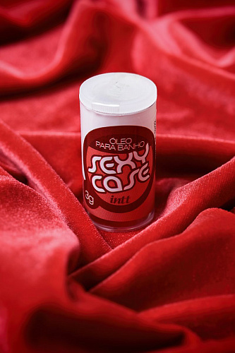 Масло для ванны и массажа с цветочно-древесным ароматом INTT SEXY CASE BLB02