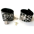 Леопардовые наручи на металлической сцепке с замком Bior toys MLF-90037-9
