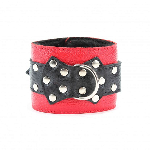 Красно-чёрные наручи на пряжке c меховой подкладкой БДСМ арсенал 51011ars