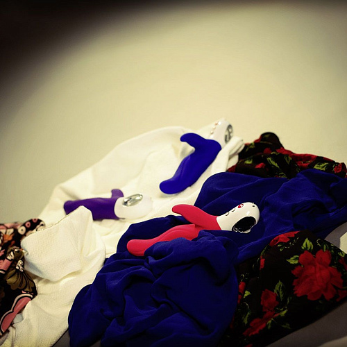 Вибратор с клиторальным отростком Fun Factory Lady Bi (22,1 см)