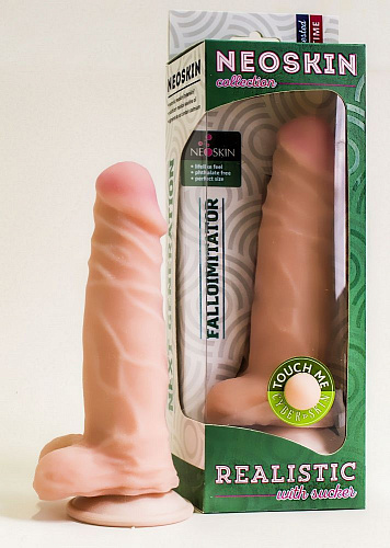 Дилдо телесного цвета на подошве-присоске LOVETOY (А-Полимер) 811306 (17,6 см)