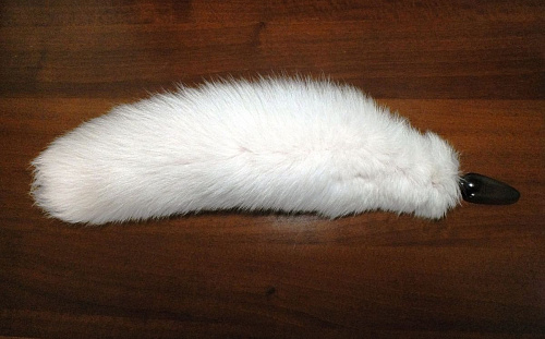 Анальная пробка черного цвета с белым лисьим хвостом Wild Lust BF32black/white