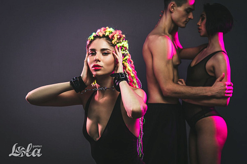 Чёрные наручи Lola toys Serenity 1098-01lola