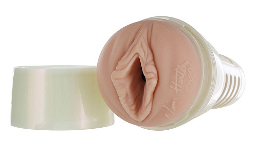 Мастурбатор-вагина телесного цвета Fleshlight Girls Nina Hartley Lotus FL581