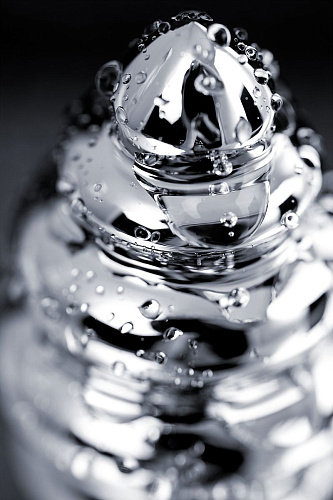 Изящная ребристая анальная втулка с красным кристаллом Штучки-дрючки 690127 (7 см)