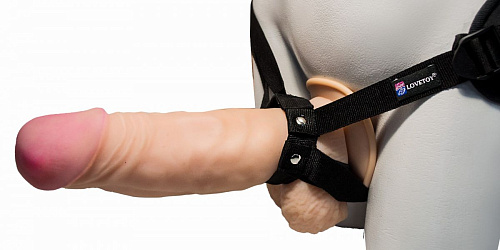 Поясной супергигант телесного цвета на присоске LOVETOY (А-Полимер) 538900 (24,5 см)