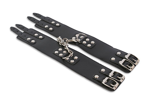 Чёрные широкие манжеты с ремнями Пикантные штучки DP227