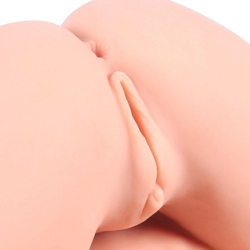 Мастурбатор телесногоо цвета в виде девушки на простыне KOKOS Valentina M01-003-08