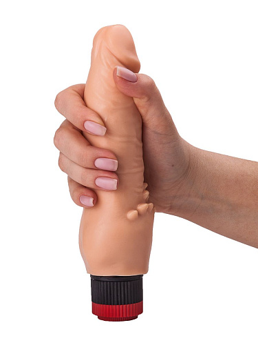 Гелевый вибратор телесного цвета с шипиками для массажа клитора LOVETOY (А-Полимер) 110900 (17,8 см)